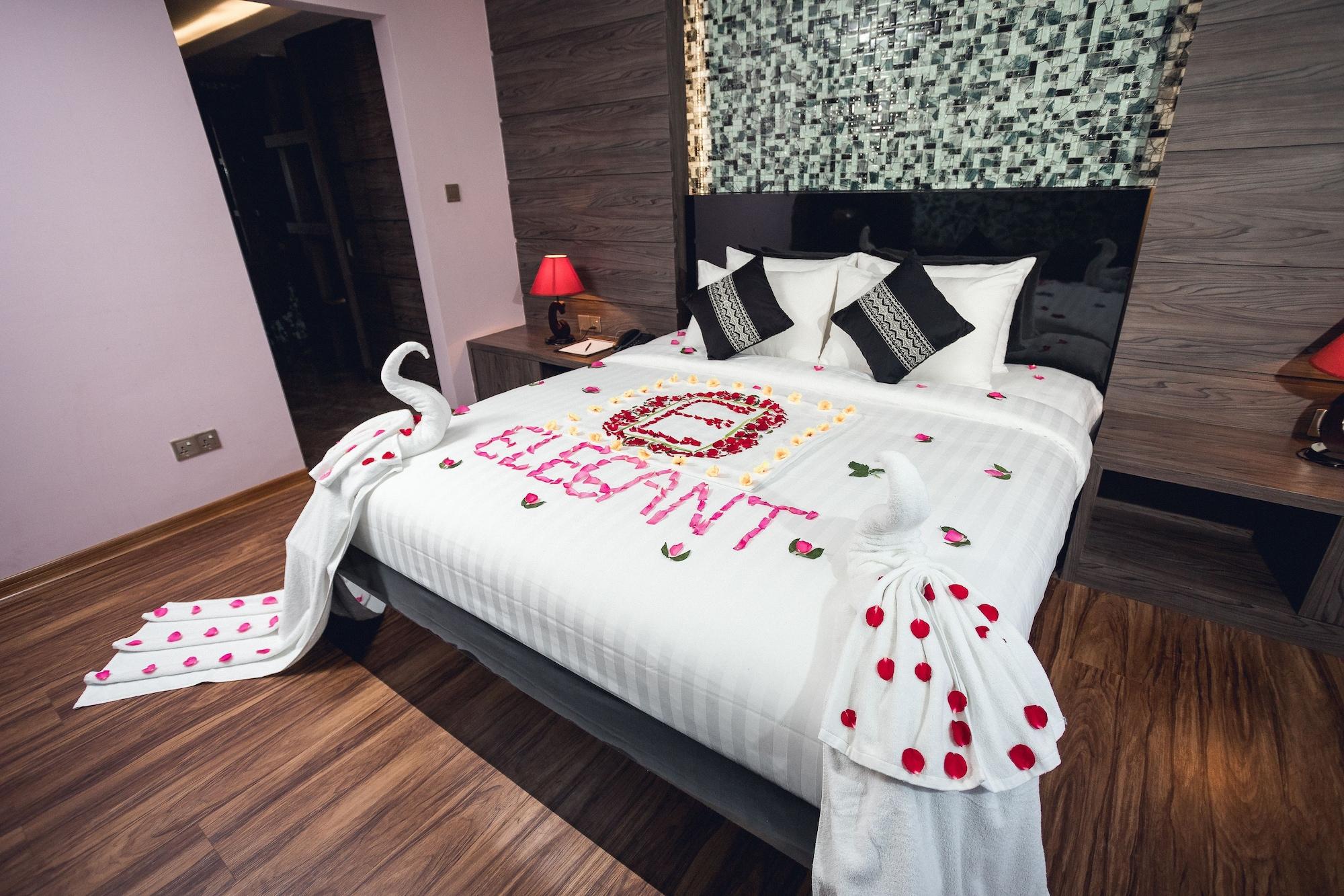 Elegant Hotel Pyi Thar Yar Rangum Exterior foto