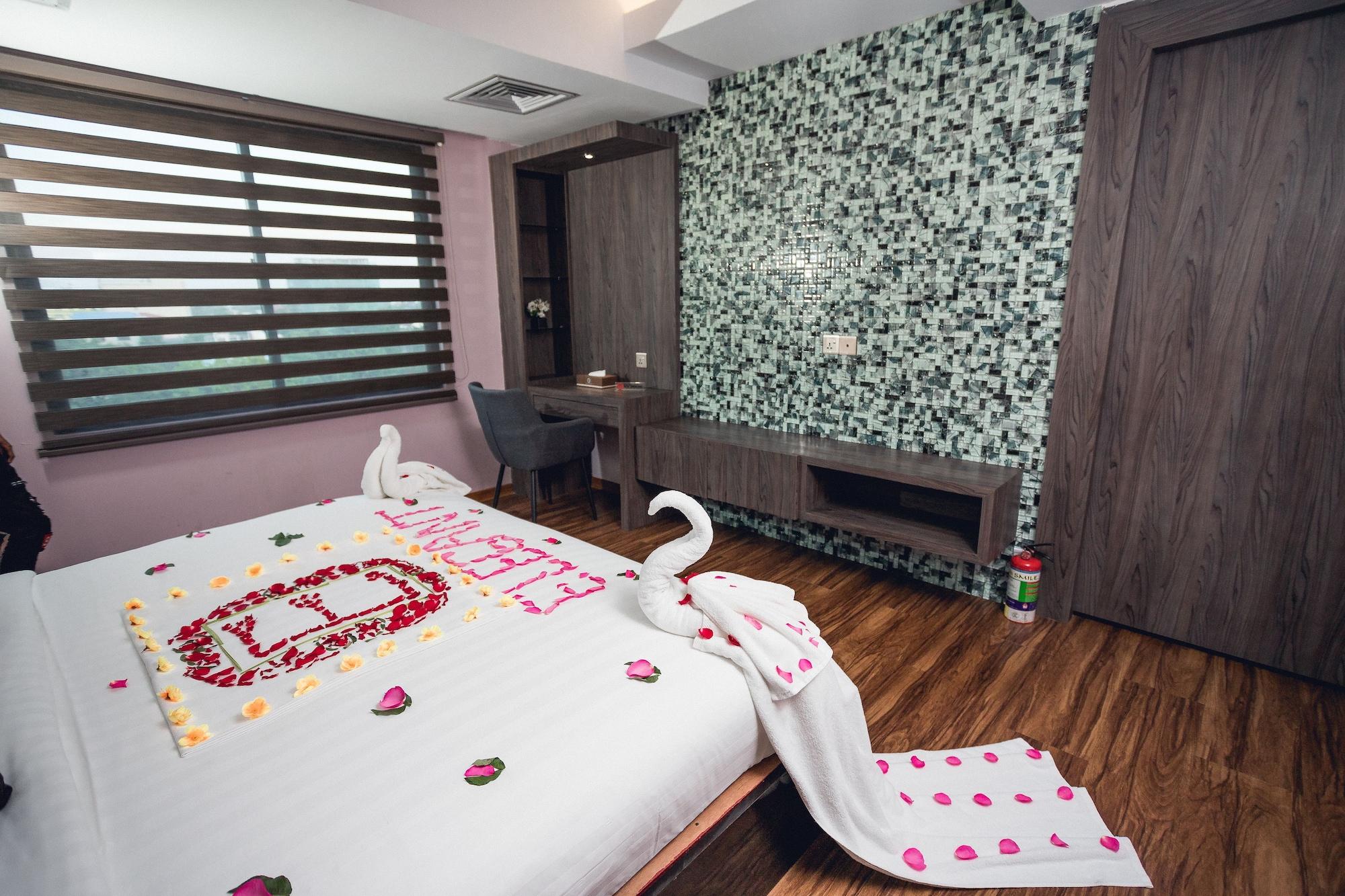 Elegant Hotel Pyi Thar Yar Rangum Exterior foto